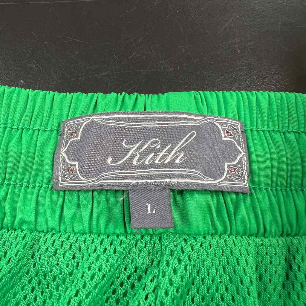 Kith Shorts "SMALL LOGO" Green Used Size L