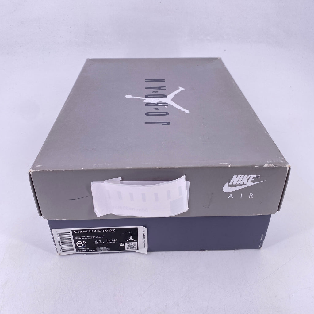 Air Jordan (GS) 11 Retro "Cool Grey" 2021 Used Size 6.5Y