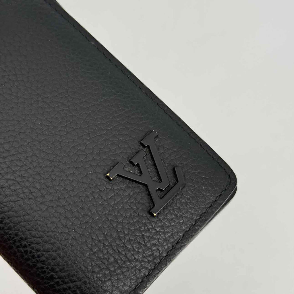 Louis Vuitton Card Holder Used Black Size OS