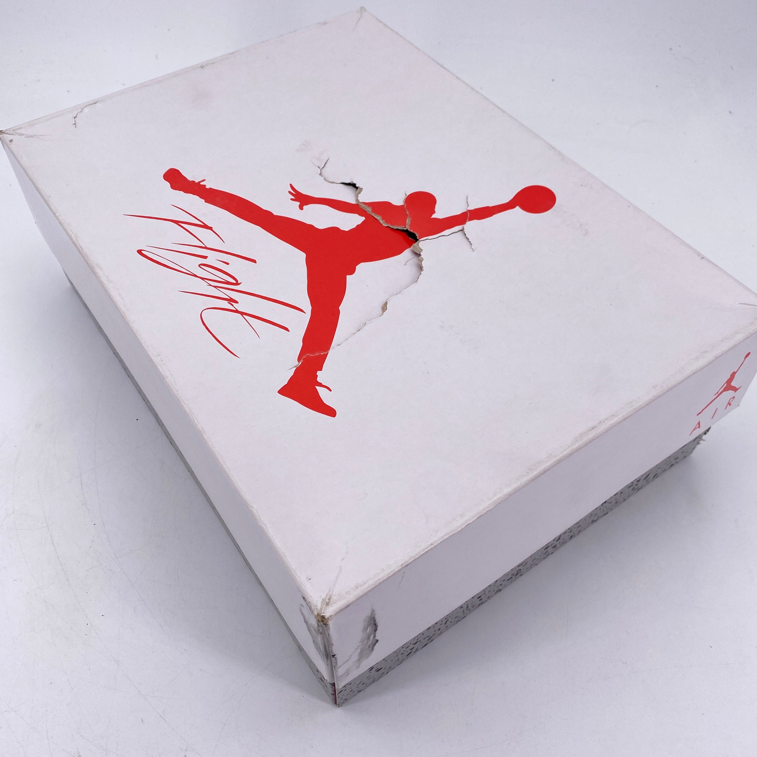 Jordan 4 shoe box hotsell