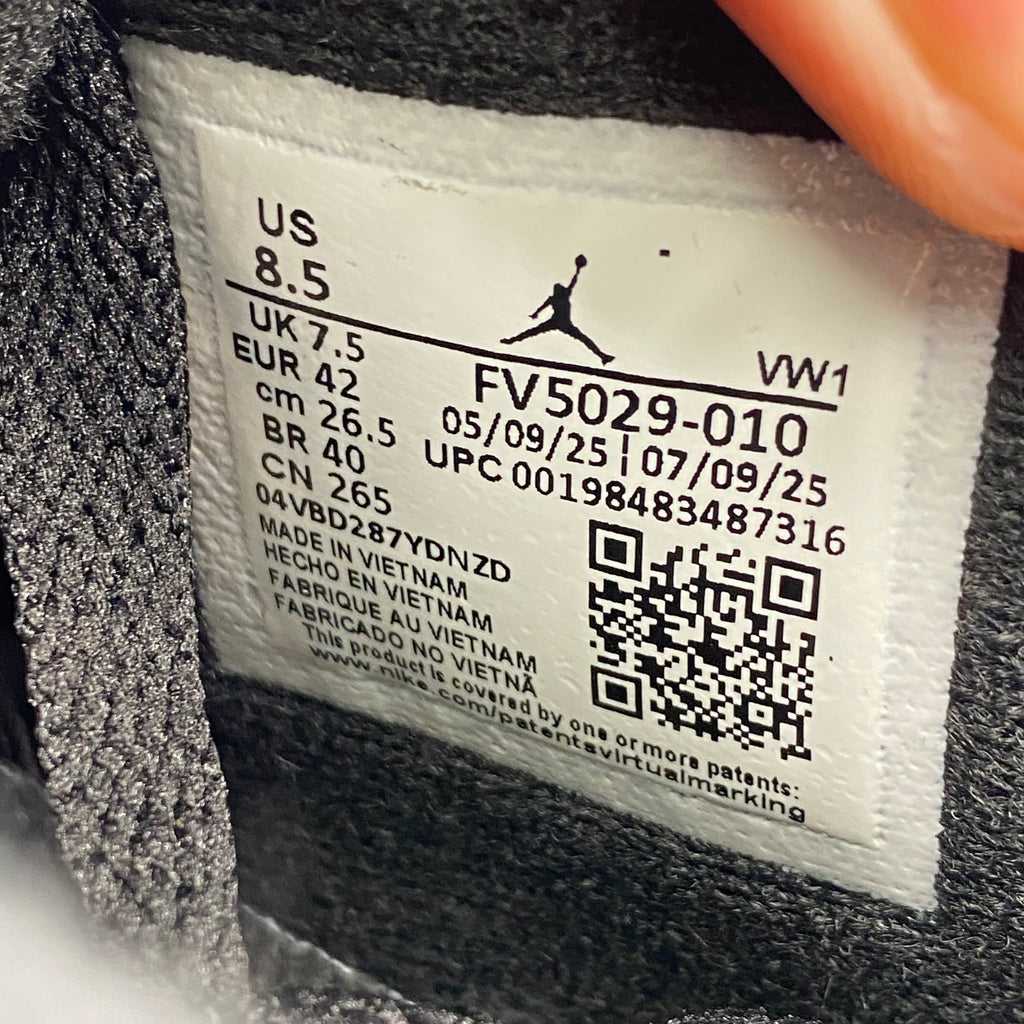Air Jordan 4 Retro "Black Cat" 2025 New Size 8.5
