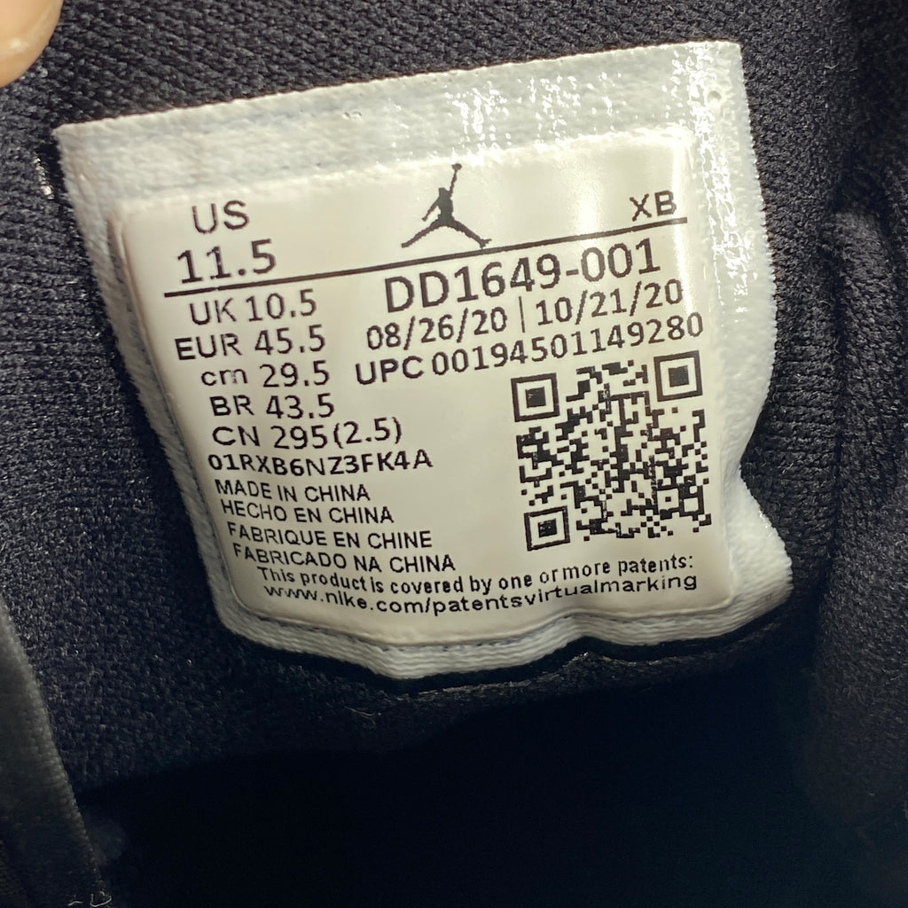 Air Jordan 1 Mid "Carbon Fiber" 2021 Used Size 11.5