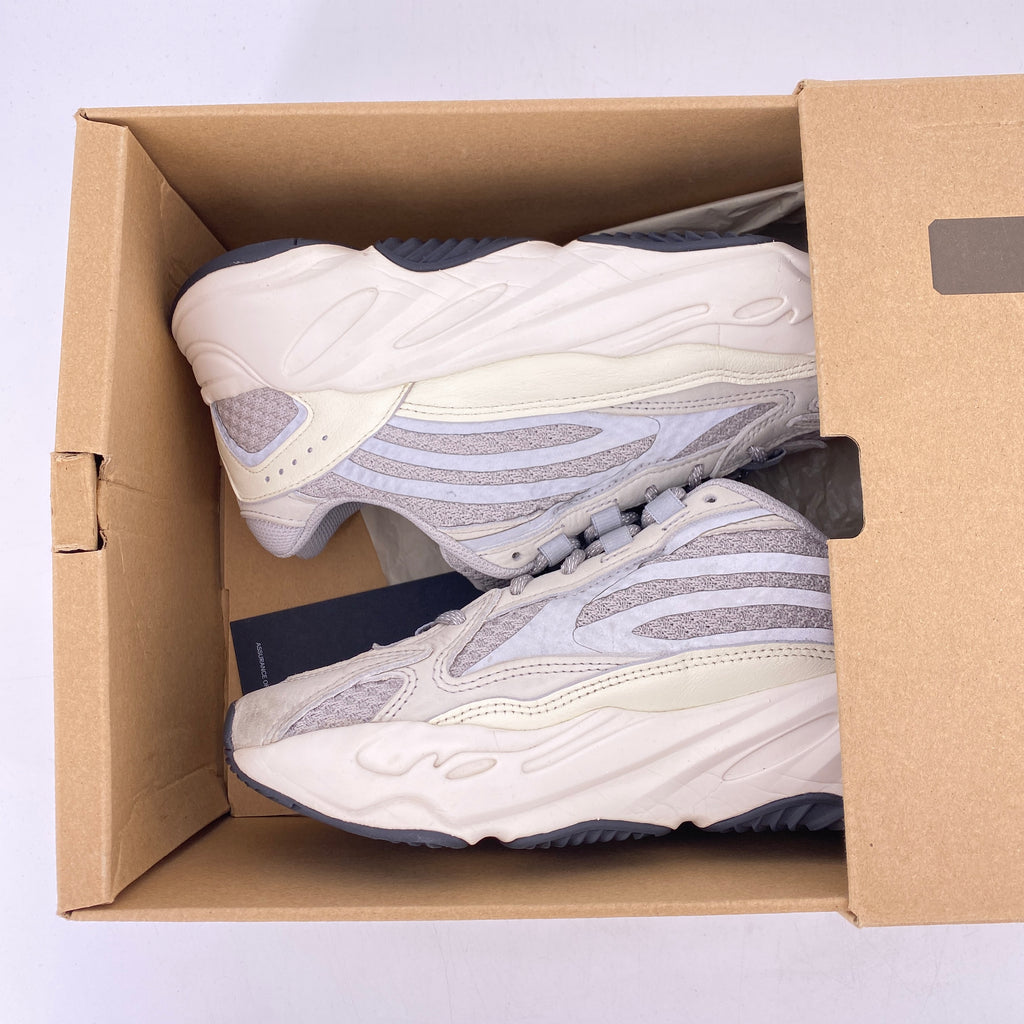 Yeezy 700 v2 "Static" 2018 Used Size 8