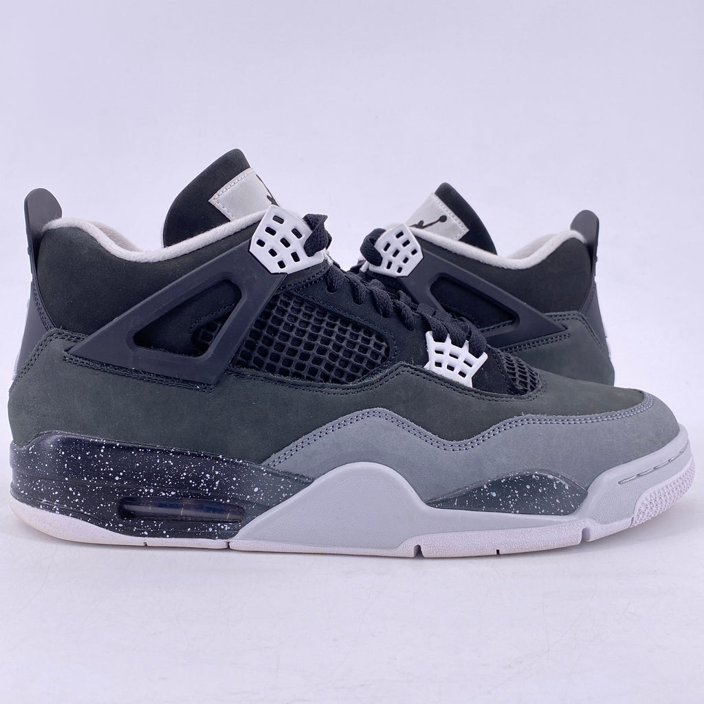 Air Jordan 4 Retro "Fear" 2024 Used Size 12