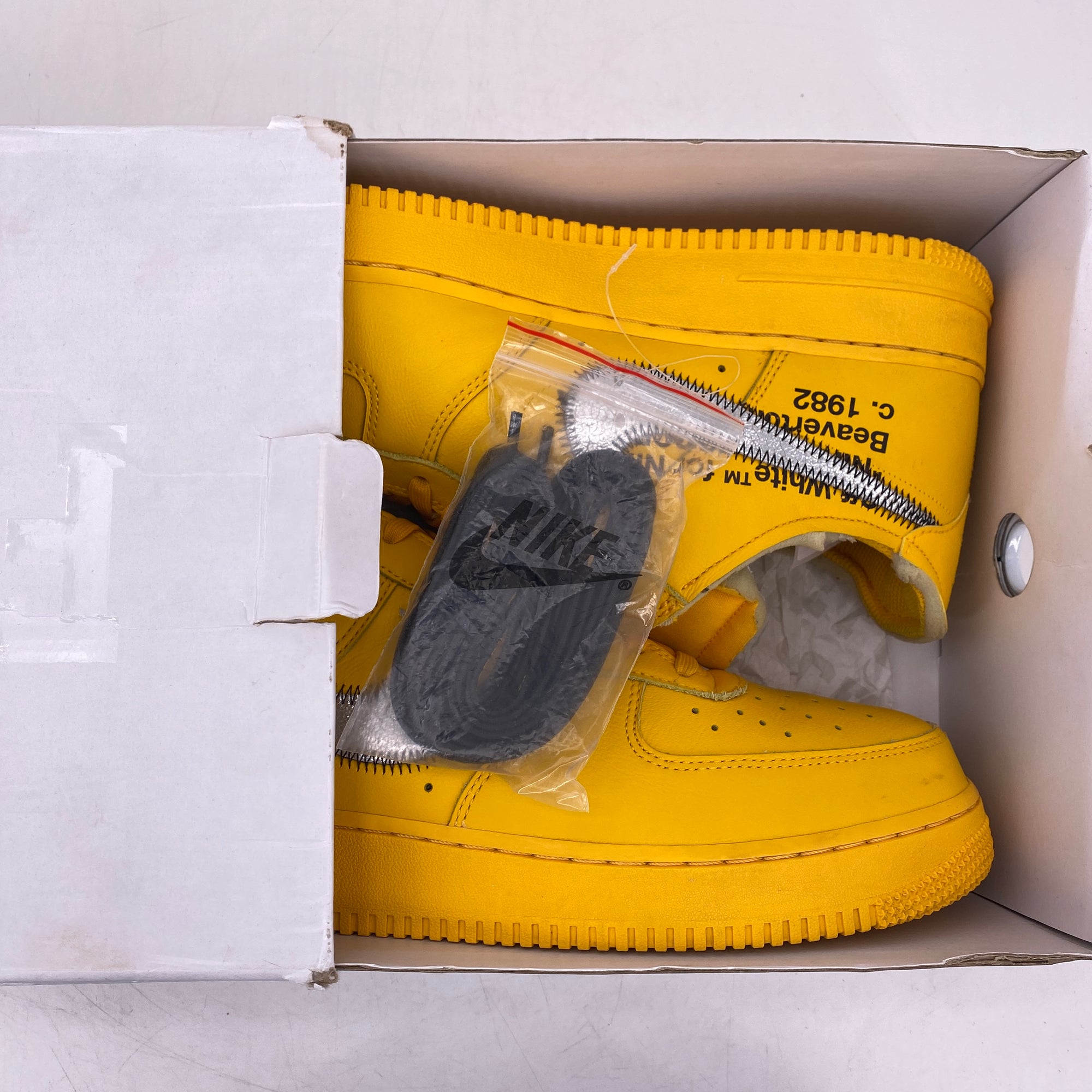 Nike Air Force 1 Low / OW &quot;University Gold&quot; 2021 Used Size 11.5