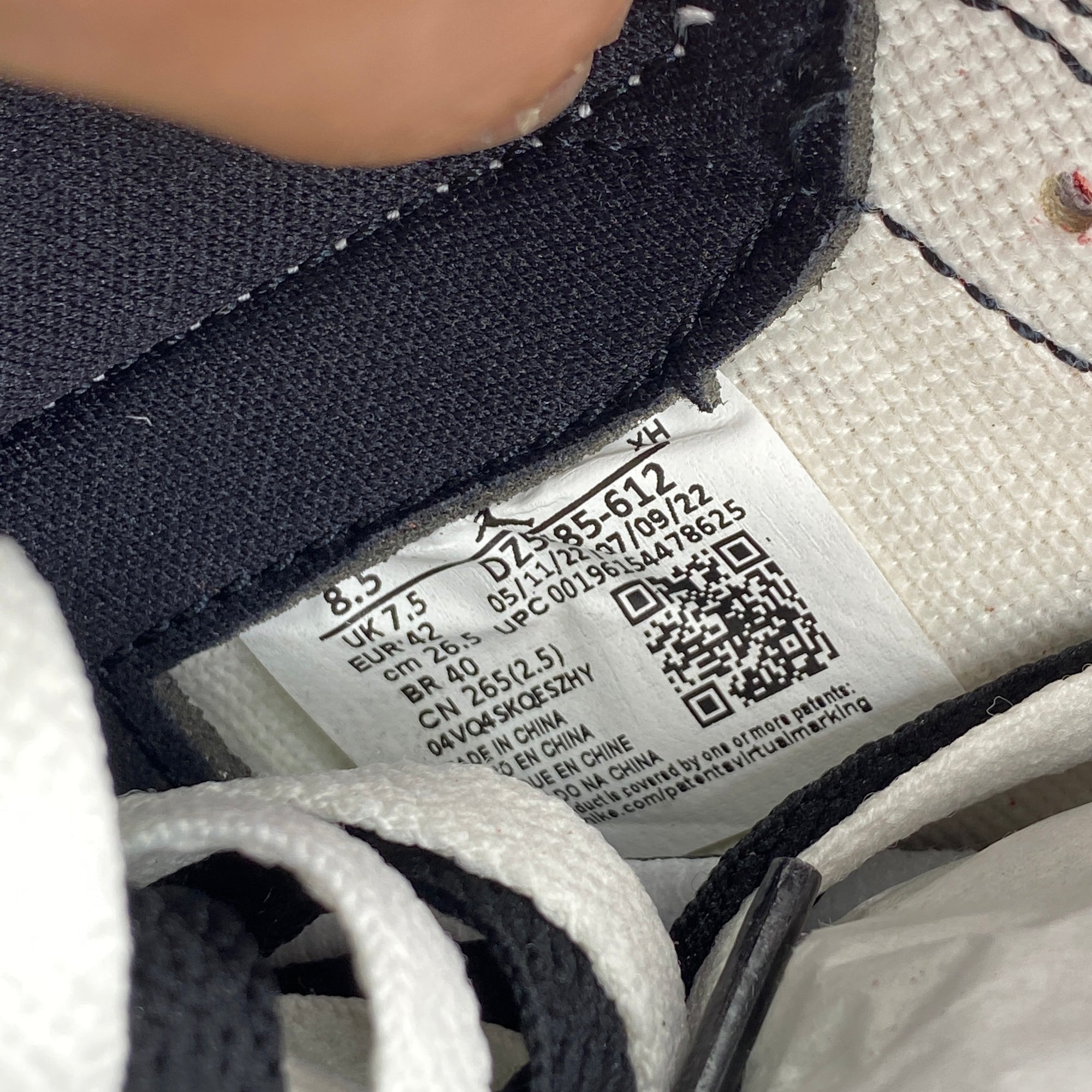 nike total max tempo white navy seal uniform