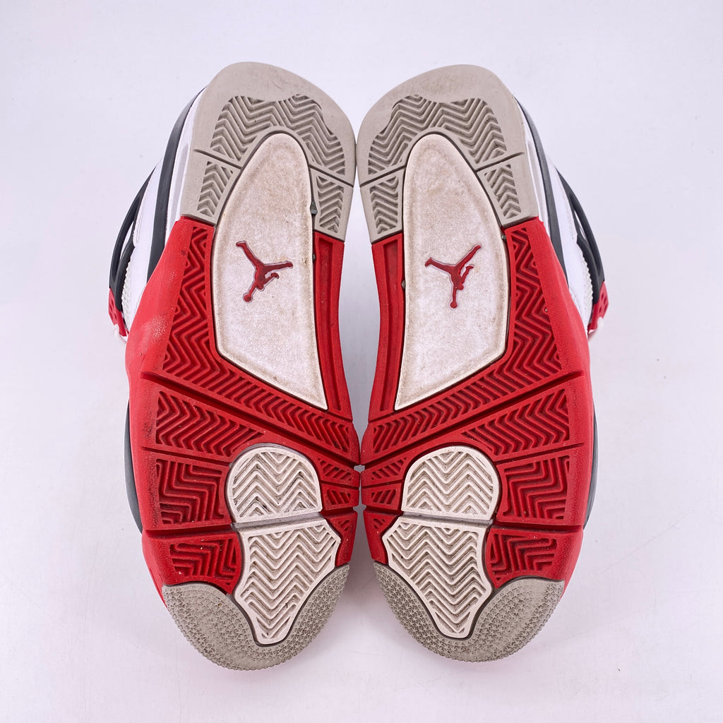 Air Jordan (GS) 4 Retro "Fire Red" 2020 Used Size 7Y