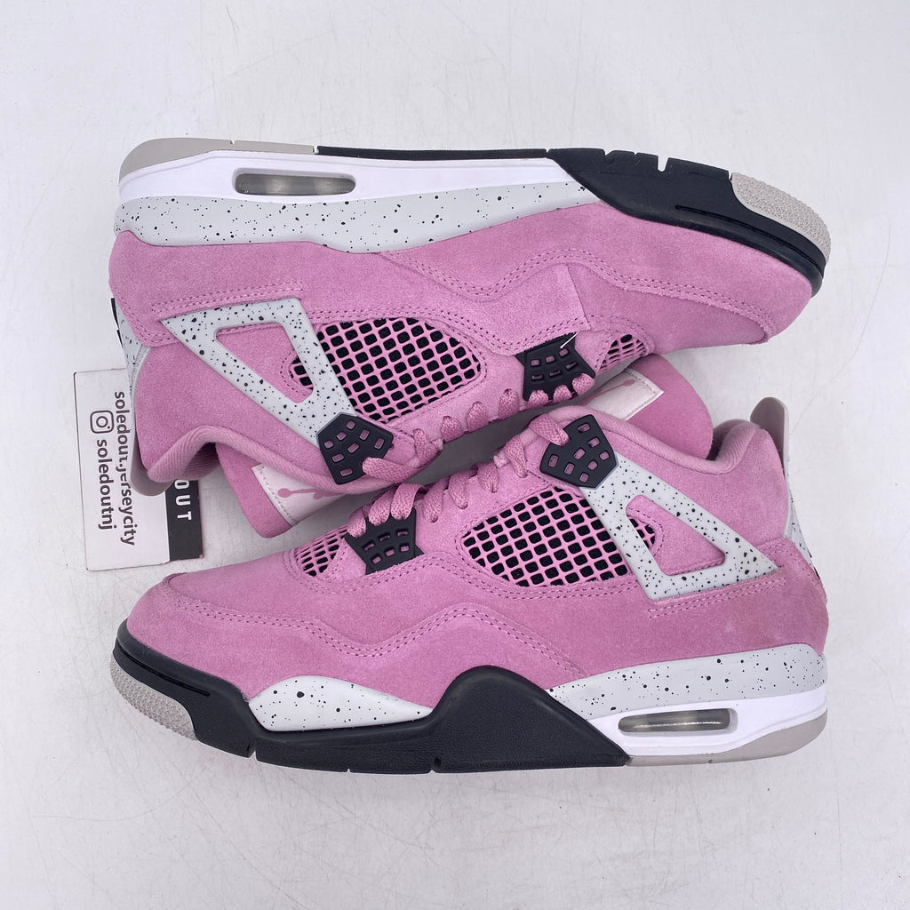 Air Jordan (W) 4 Retro "Orchid" 2024 Used Size 10W