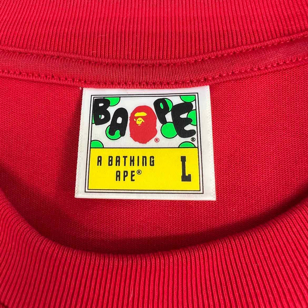 Bape T-Shirt "SLOGAN" Red Used Size L