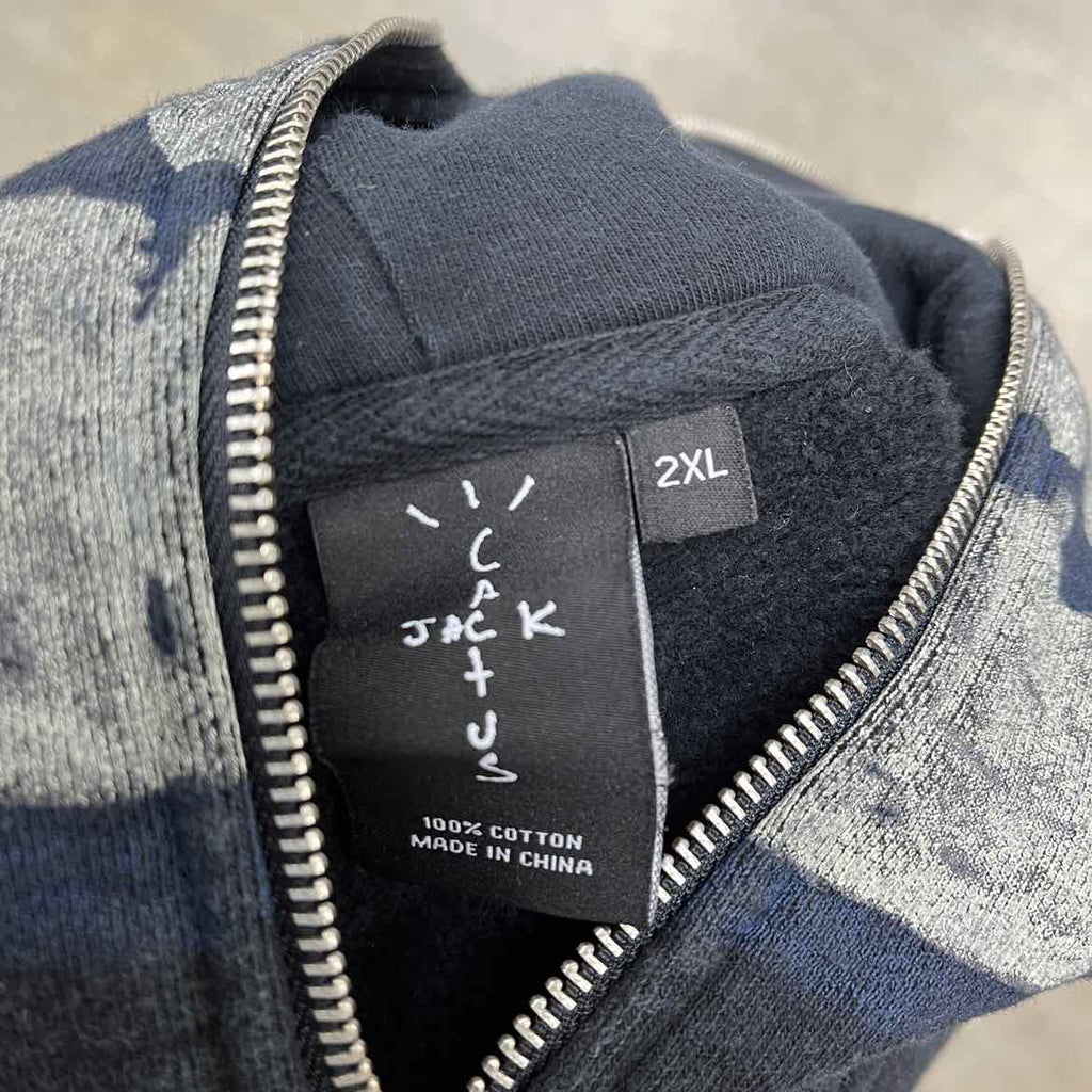 Travis Scott Zip Up "SKELETON" Black Used Size 2XL