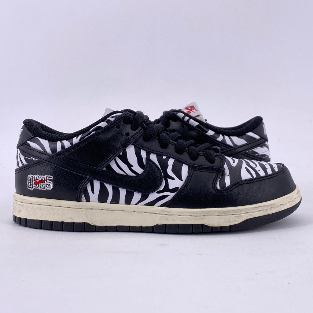 Nike SB Dunk Low "Quartersnacks Zebra" 2021 Used Size 5.5