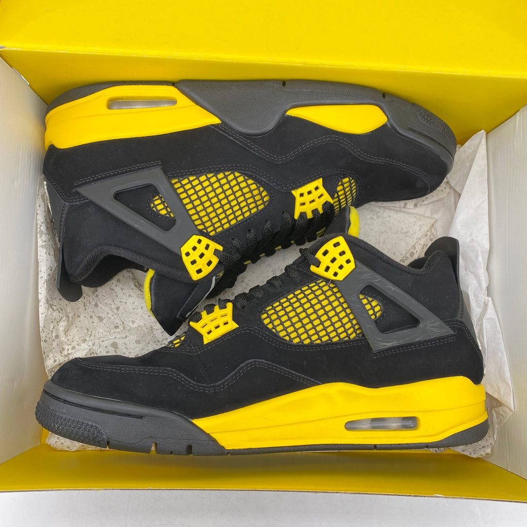 Air Jordan 4 Retro "Thunder" 2023 Used Size 9.5