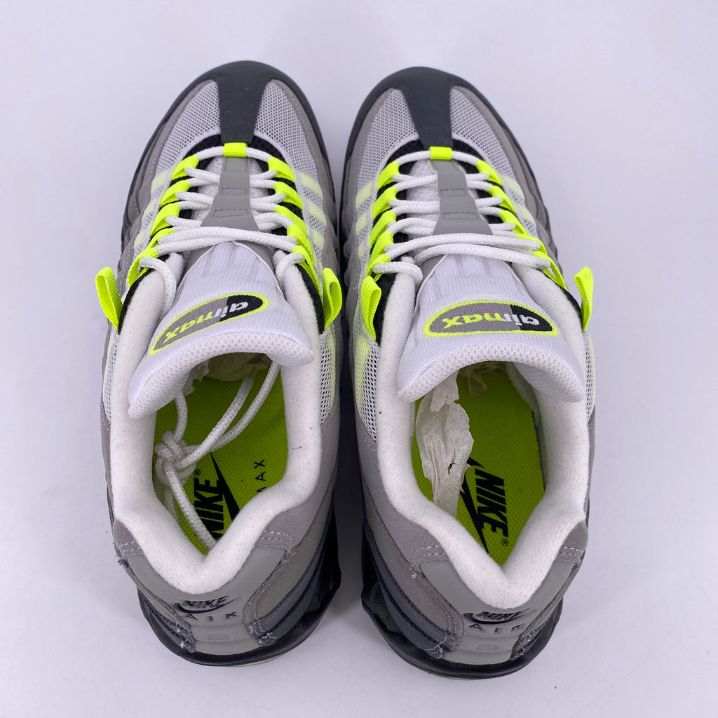Nike Air Max 95 "Neon" 2025 Used Size 12