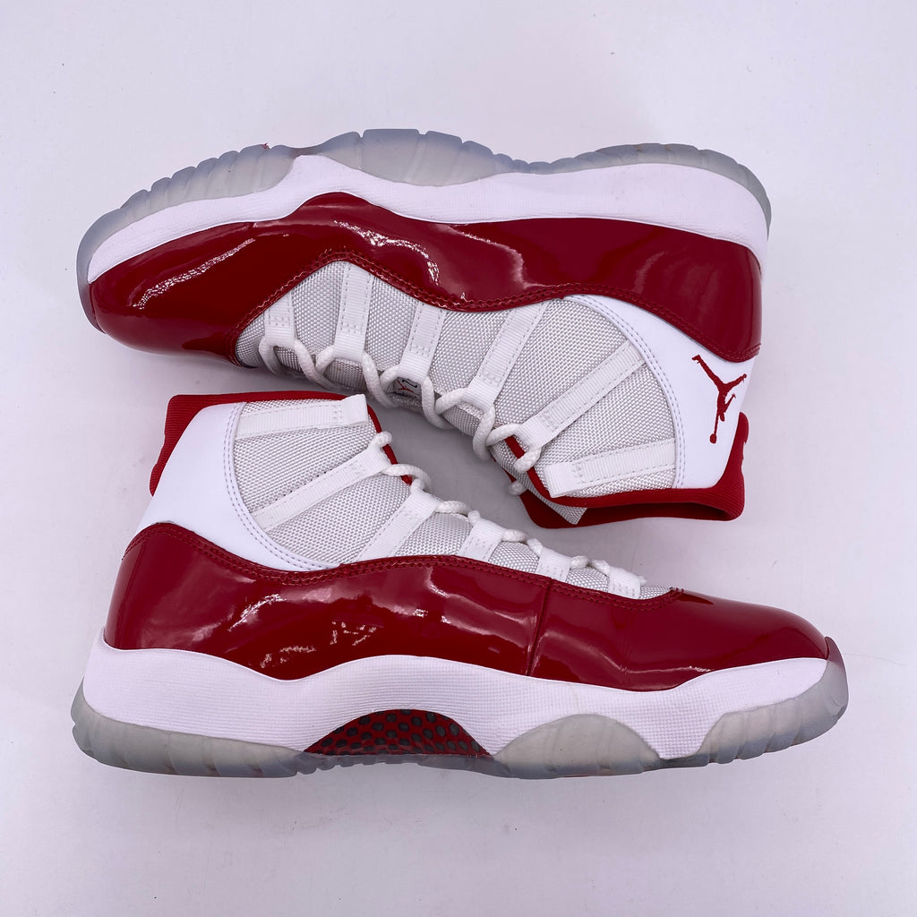 Air Jordan 11 Retro "Cherry" 2022 Used Size 9.5
