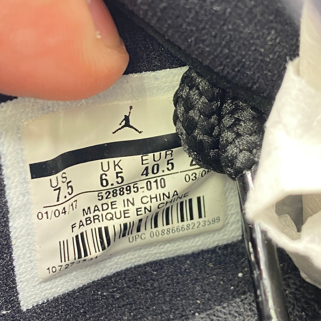 Air Jordan 11 Retro Low "Barons" 2017 Used Size 7.5