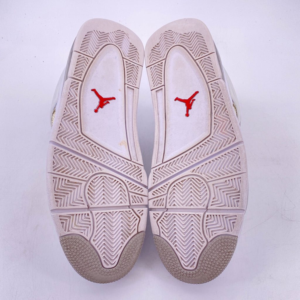Air Jordan 4 Retro "White Oreo" 2021 Used Size 13