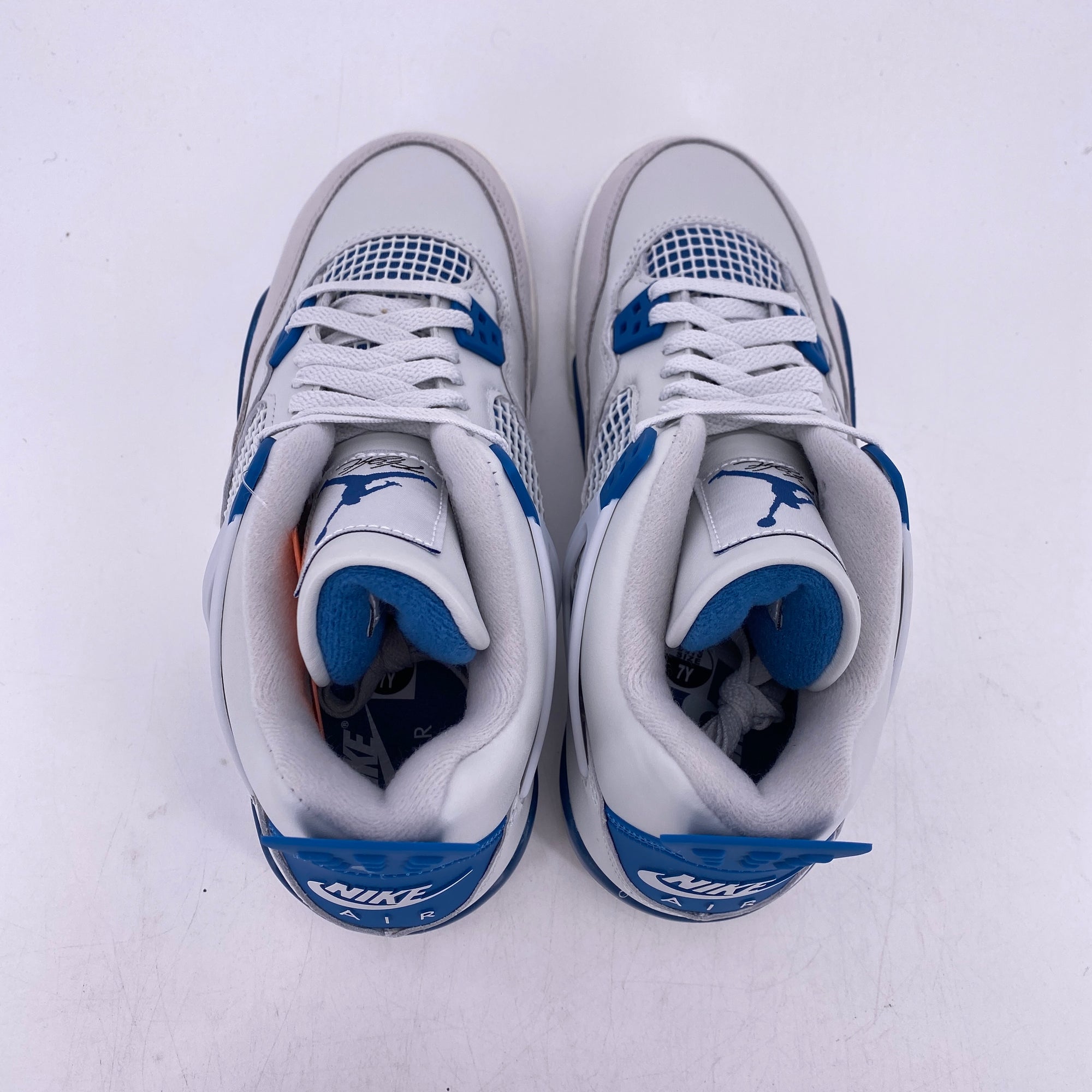 Gel-Foundation 13 Wide Running Shoes