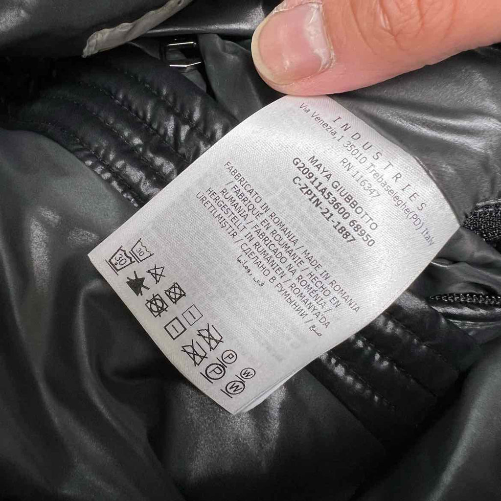 Moncler Jacket "MAYA GIUBBOTTO" Black Used Size 5