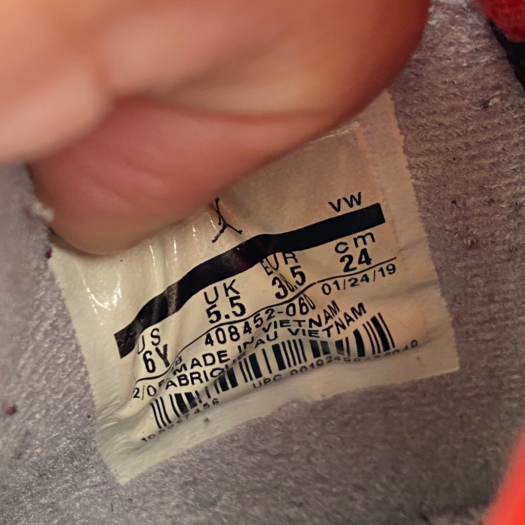Air Jordan (GS) 4 Retro "Bred" 2019 Used Size 6Y