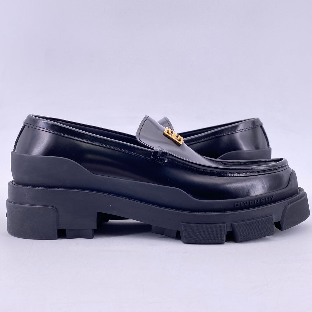 Givenchy Loafer "Black"  New Size 41
