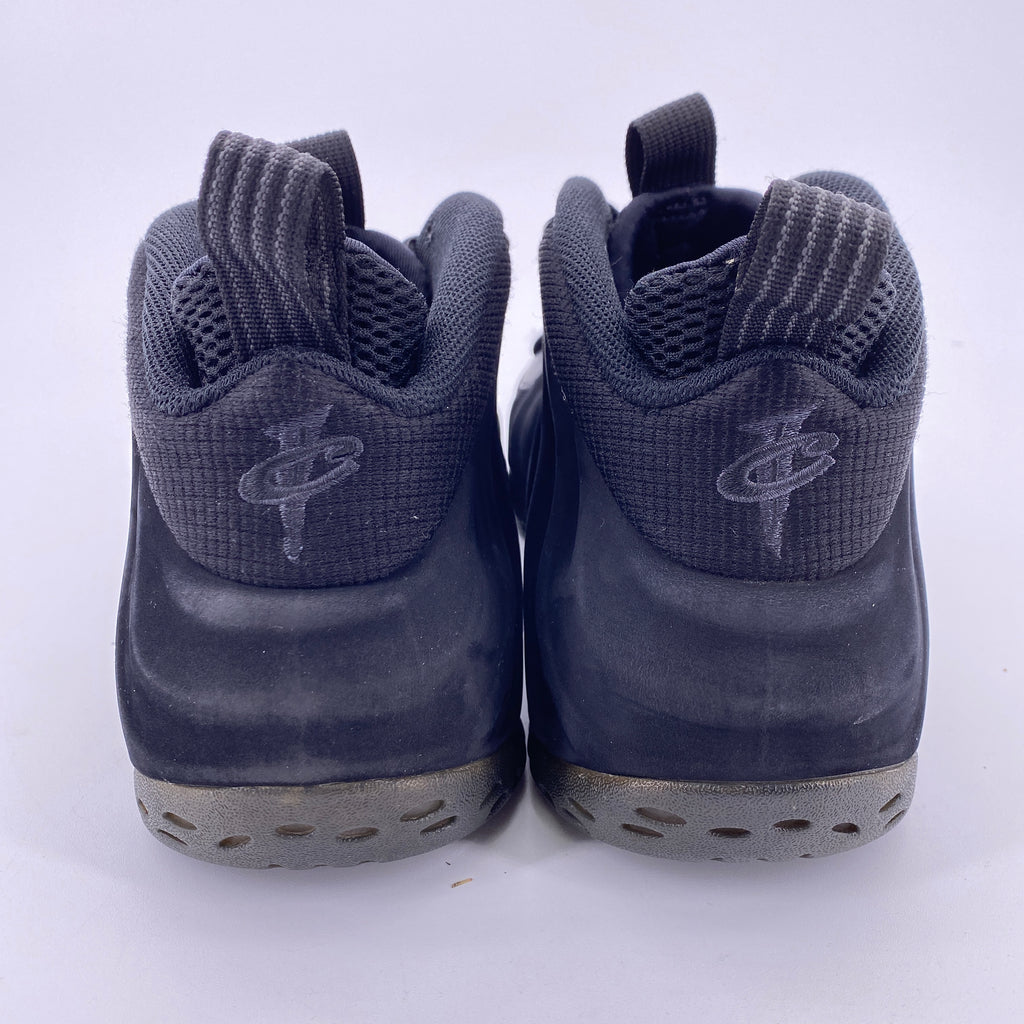 Nike Air Foamposite One "Black Suede" 2014 Used Size 9.5