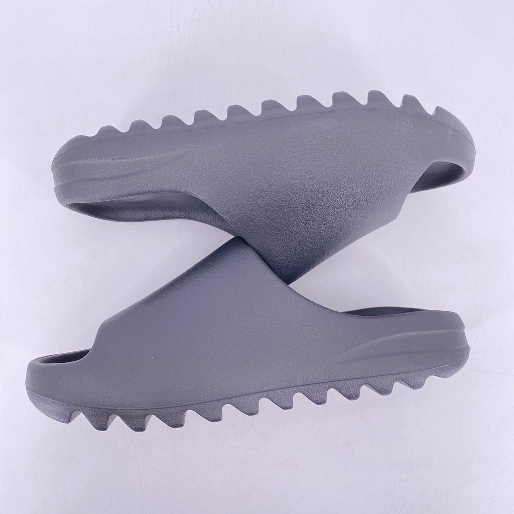 Yeezy Slide "Onyx" 2022 New Size 10