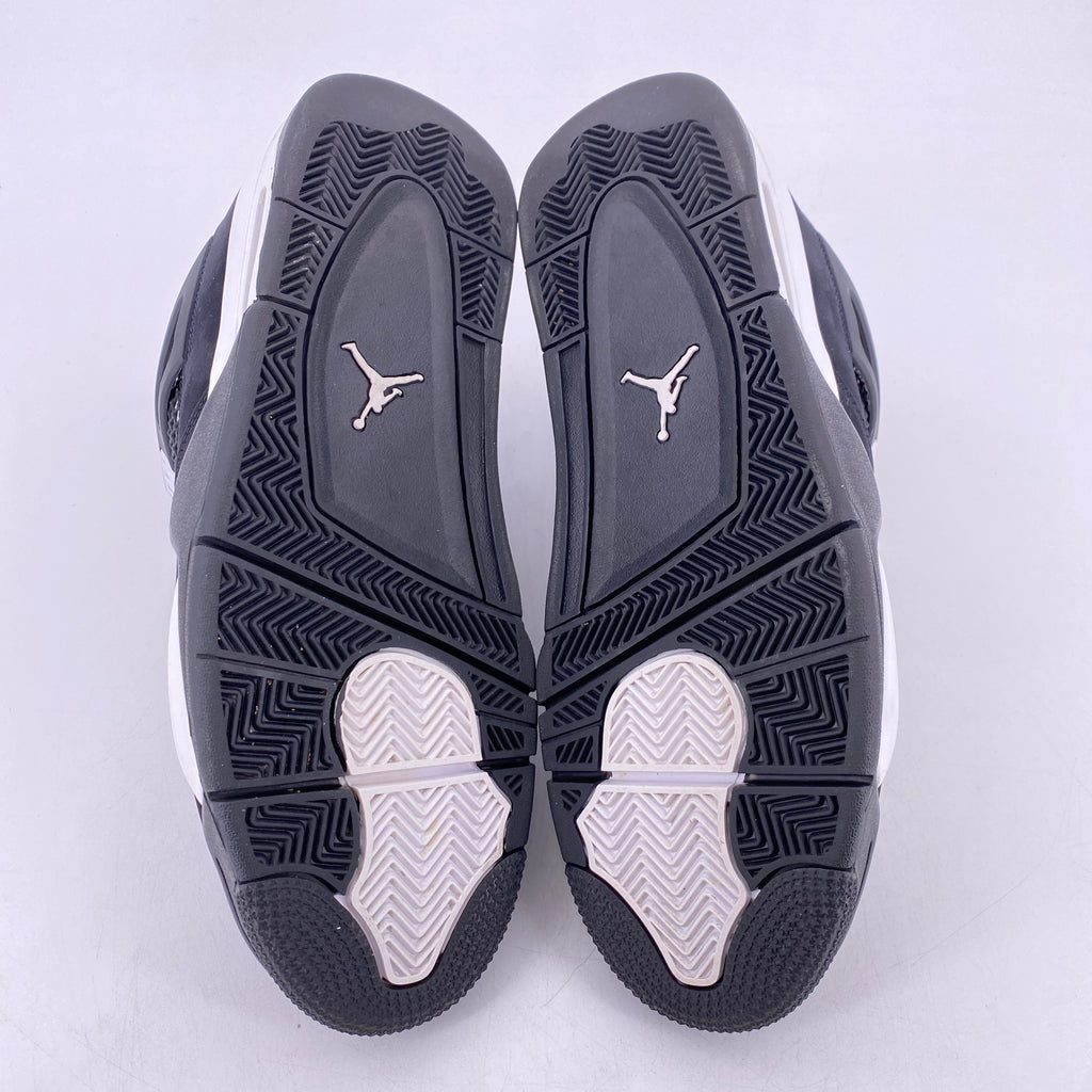 Air Jordan 4 Retro "White Thunder" 2024 Used Size 11.5