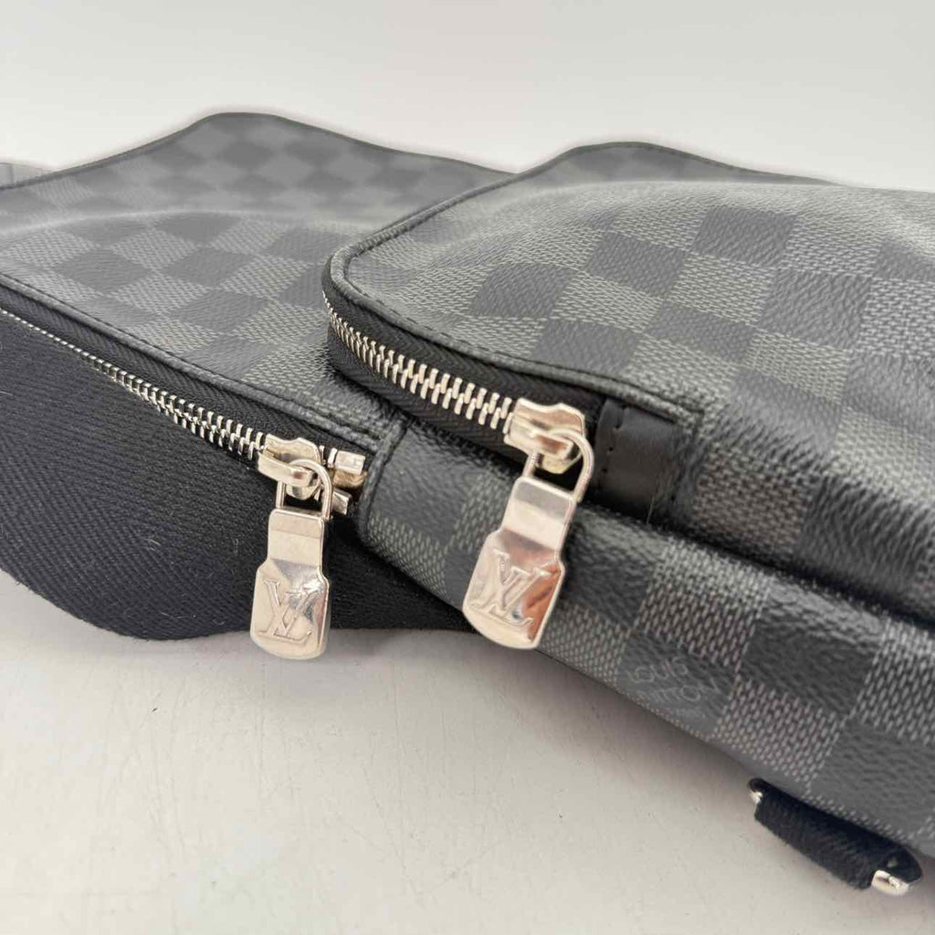 Louis Vuitton SLING BAG "DAMIER GRAPHITE" Used Black Size OS