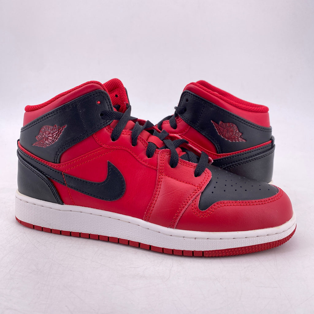 Air Jordan (GS) 1 Mid "Reverse Bred" 2021 Used Size 6.5Y