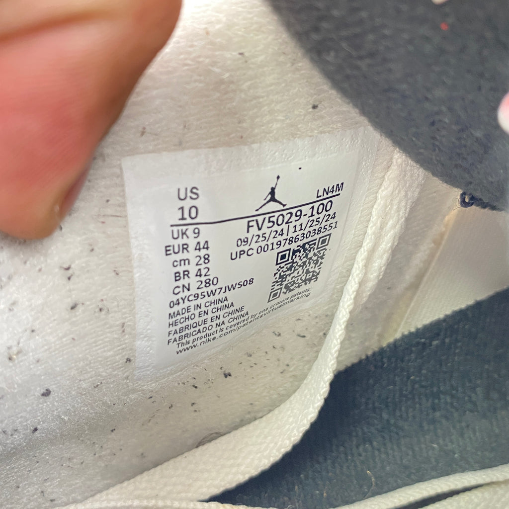 Air Jordan 4 Retro "White Cement" 2025 Used Size 10