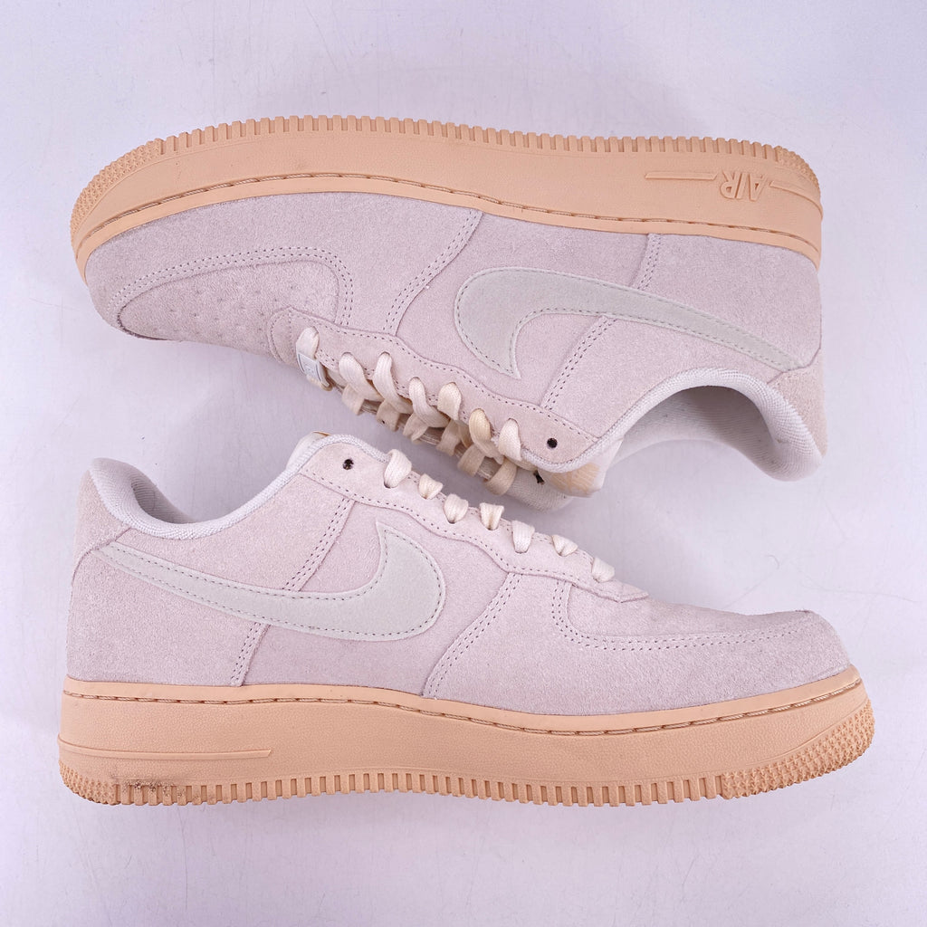 Nike Air Force 1 "Summit White Suede" 2021 Used Size 8.5