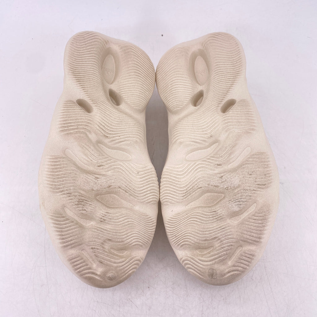Yeezy Foam RNNR "Sand" 2021 Used Size 12
