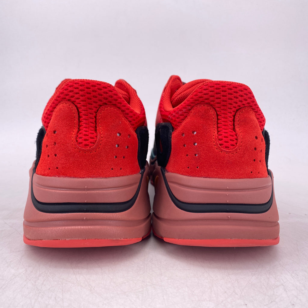 Yeezy 700 "Hi-Res Red" 2022 Used Size 12