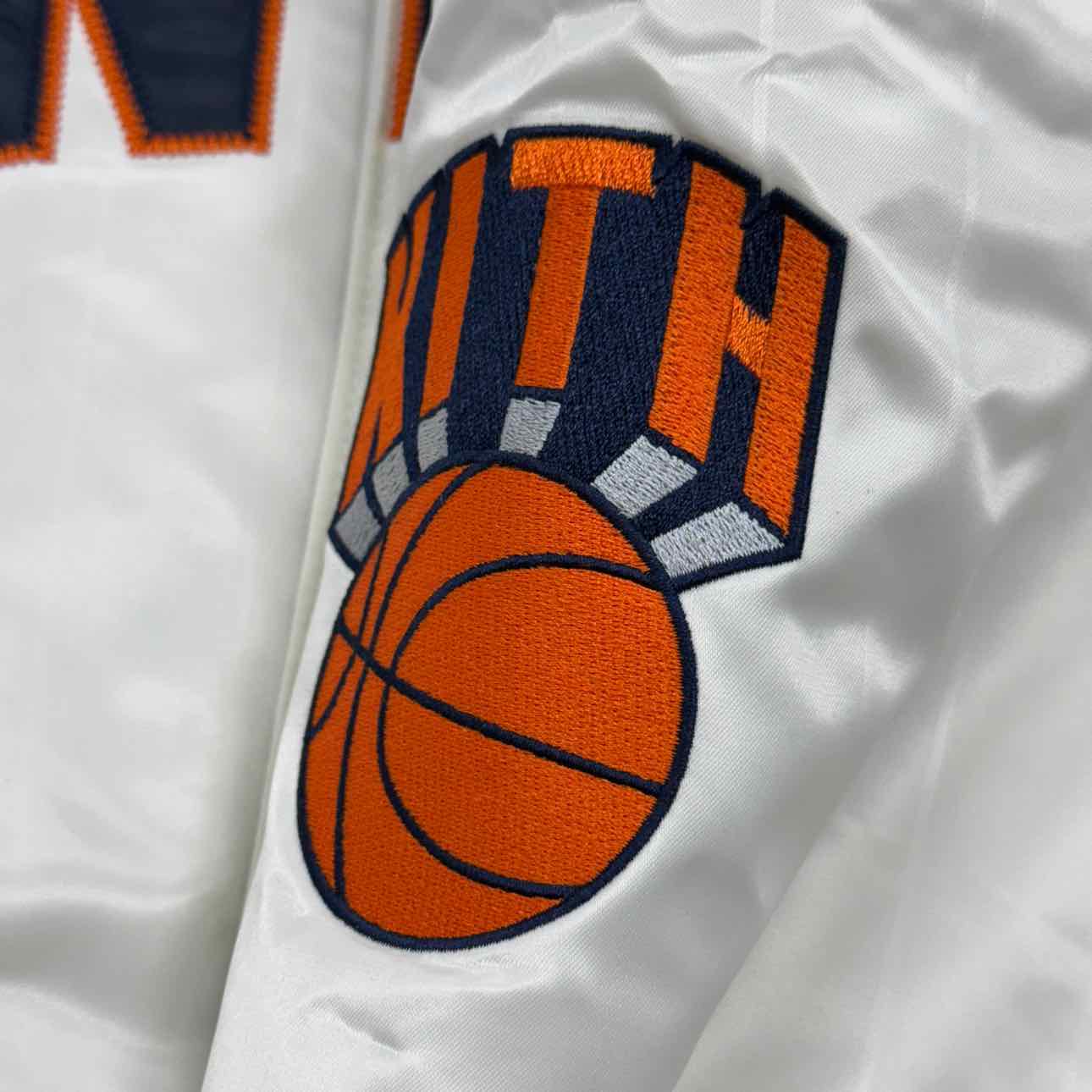 Kith Varsity Jacket &quot;KNICKS PINSTRIPE&quot; White Used Size L