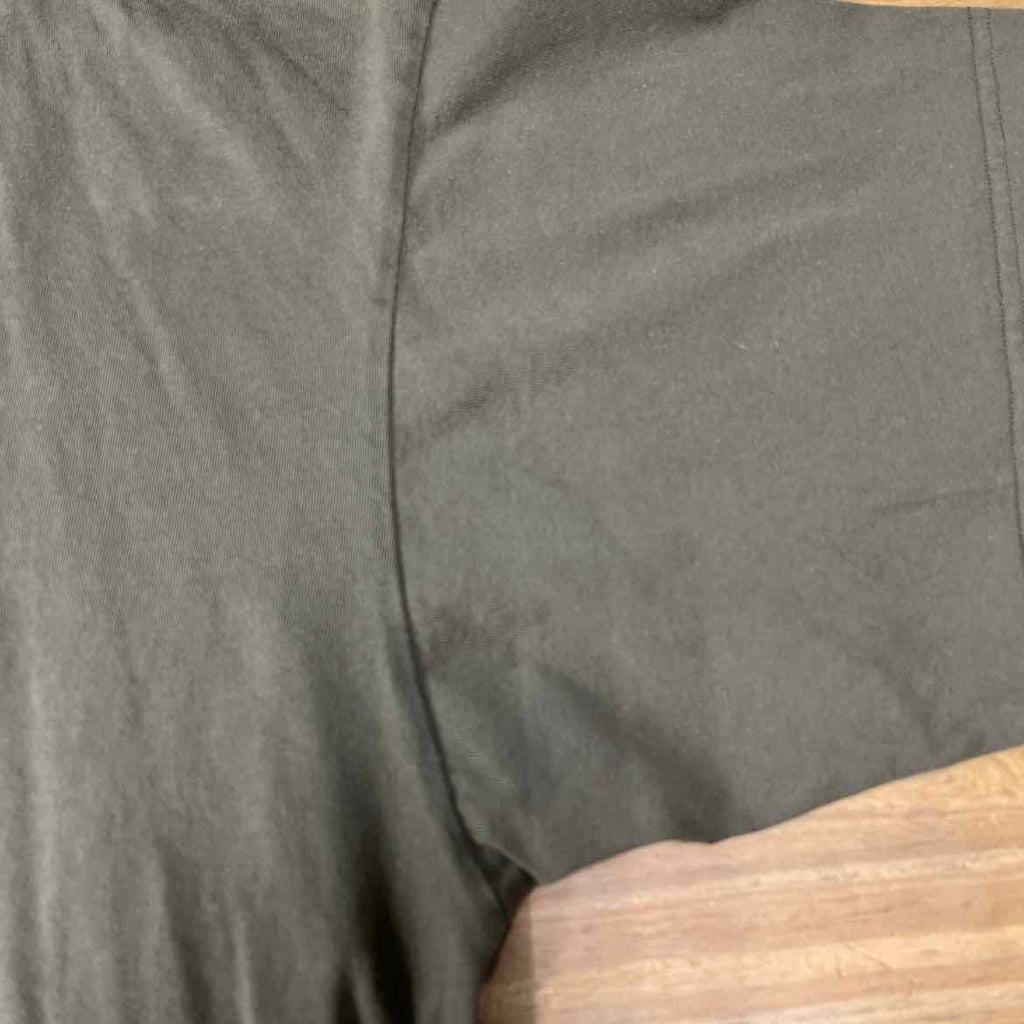 Balenciaga T-Shirt "STRIKE 1917" Olive Used Size 3