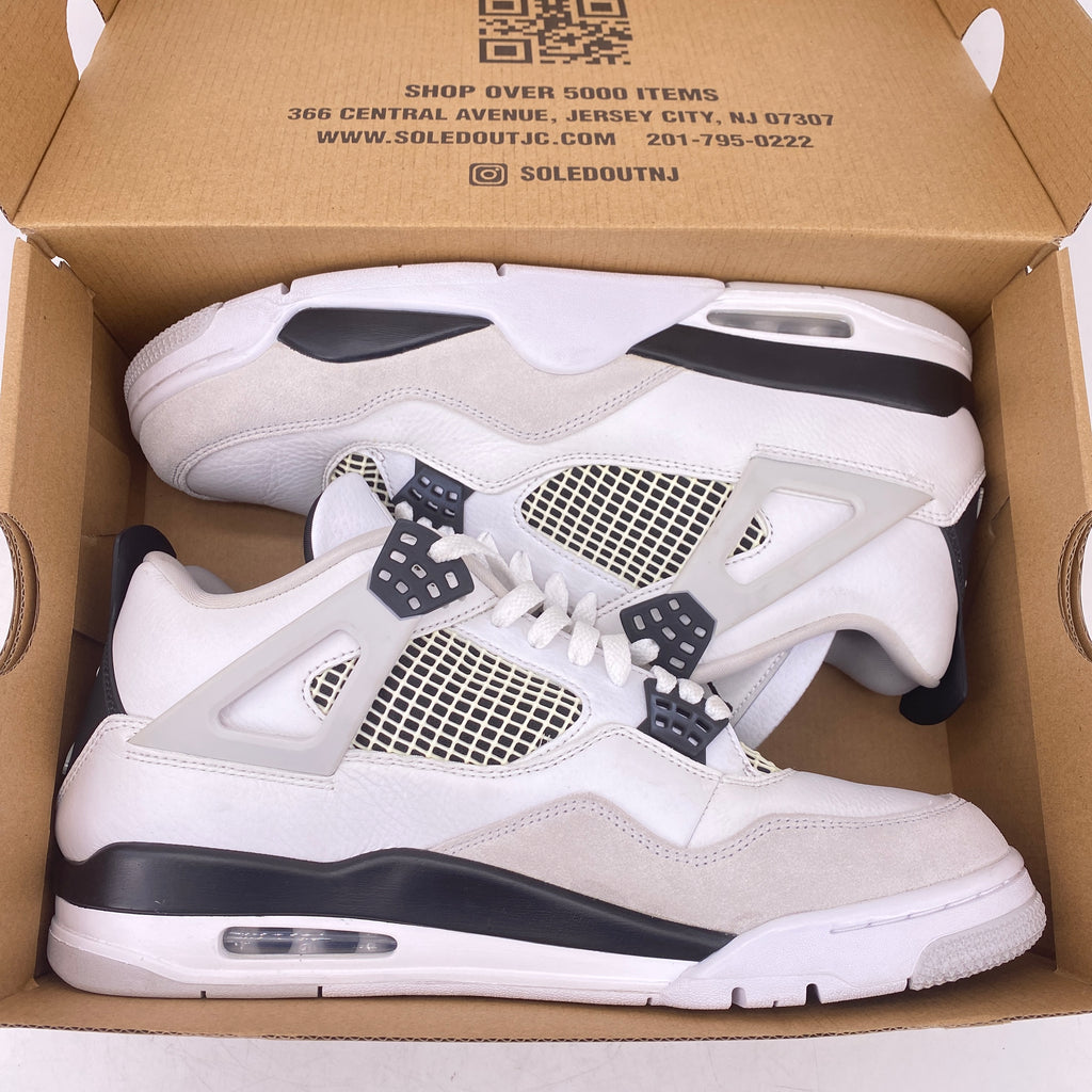Air Jordan 4 Retro "Military Black" 2022 Used Size 12