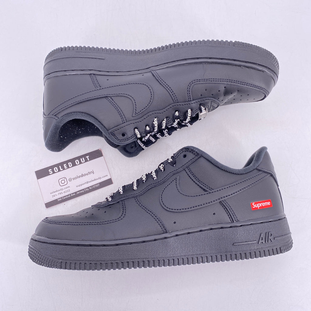 Nike Air Force 1 Low "Supreme Black" 2020 Used Size 8.5
