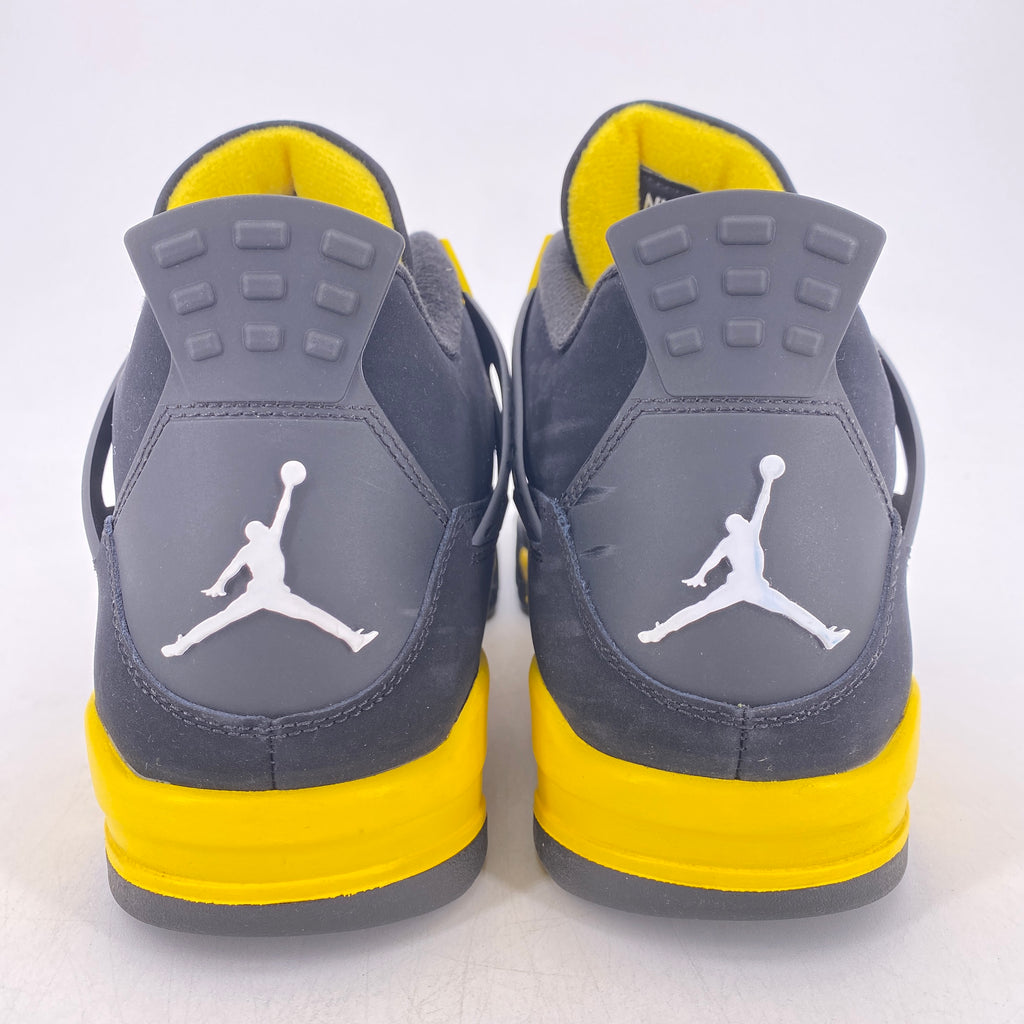 Air Jordan 4 Retro "Thunder" 2023 Used Size 12