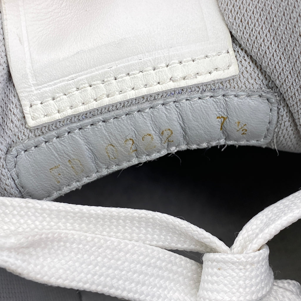 Louis Vuitton Trainer "White Grey" 2021 Used Size 7.5LV