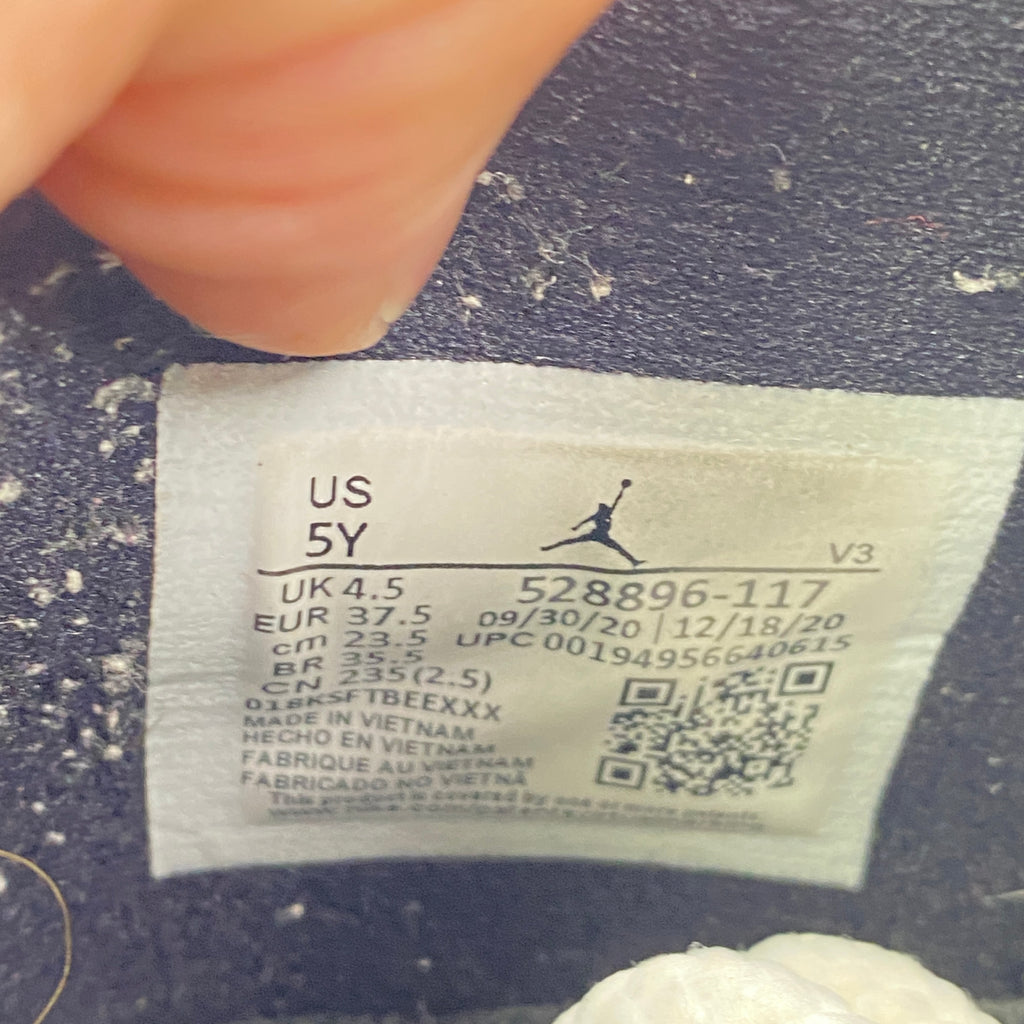 Air Jordan (GS) 11 Retro Low "Legend Blue" 2021 Used Size 5Y
