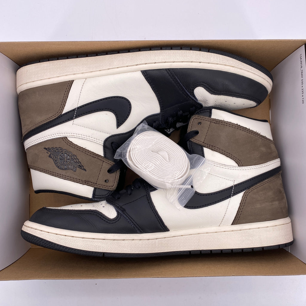 Air Jordan 1 Retro High OG "Dark Mocha" 2020 Used Size 12