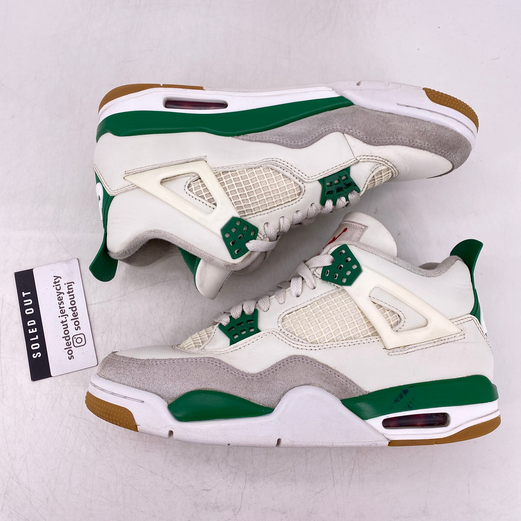 Air Jordan 4 Retro "Pine Green" 2023 Used Size 8.5
