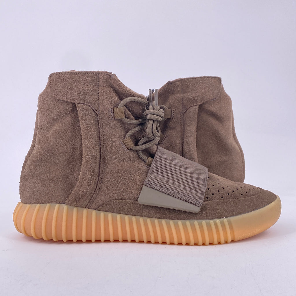 Yeezy 750 "Chocolate" 2016 Used Size 10
