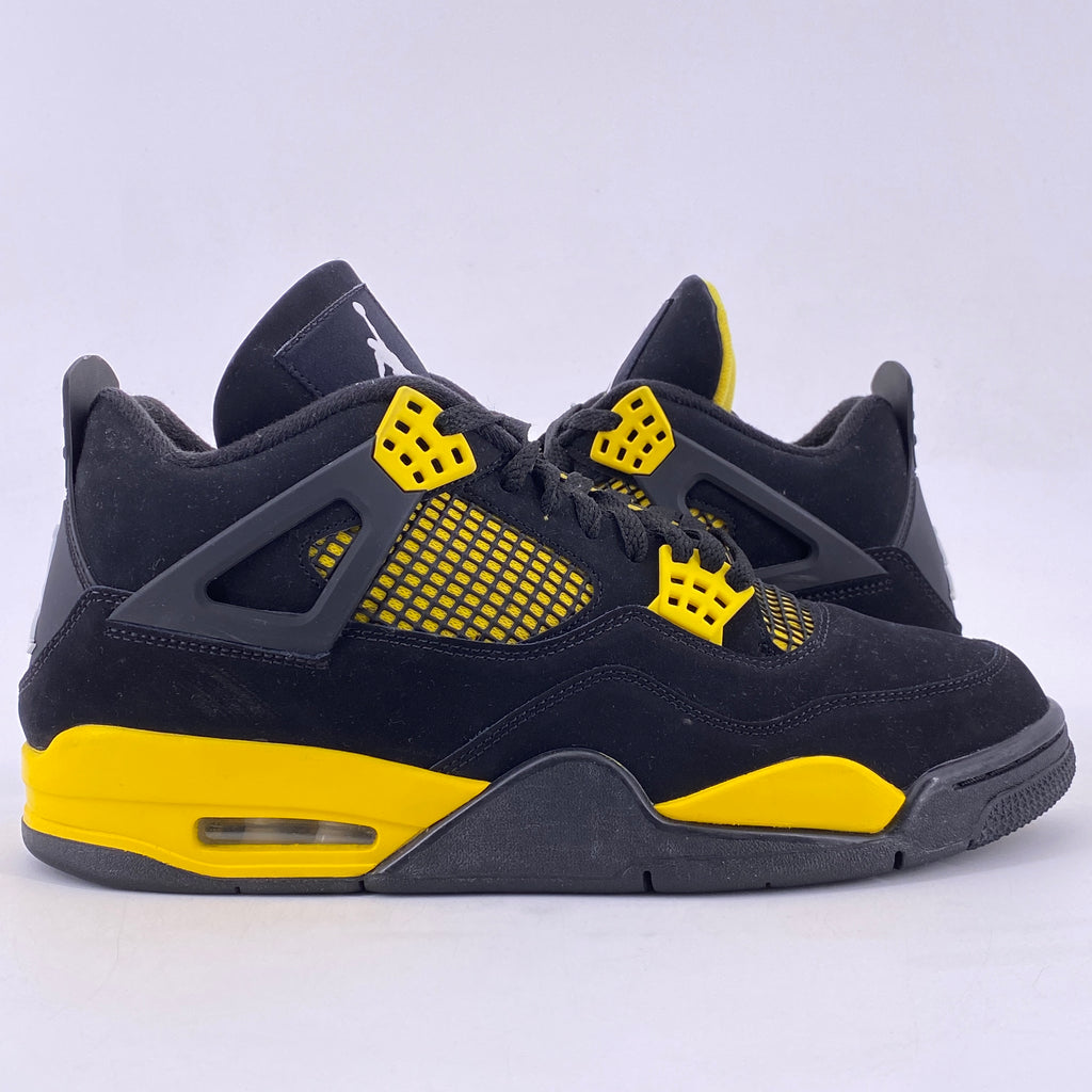 Air Jordan 4 Retro "Thunder" 2023 Used Size 11