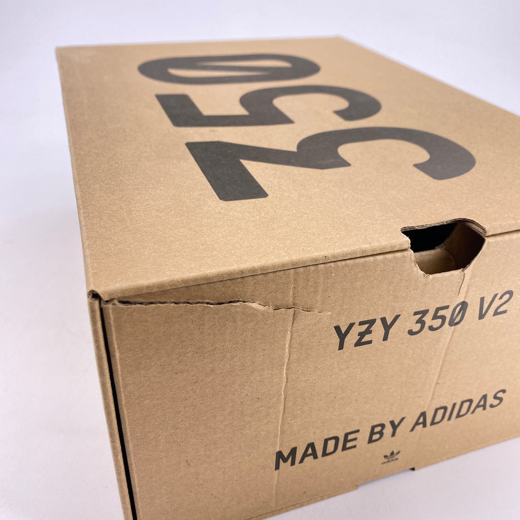 Yeezy 350 v2 "Bone" 2022 Used Size 8