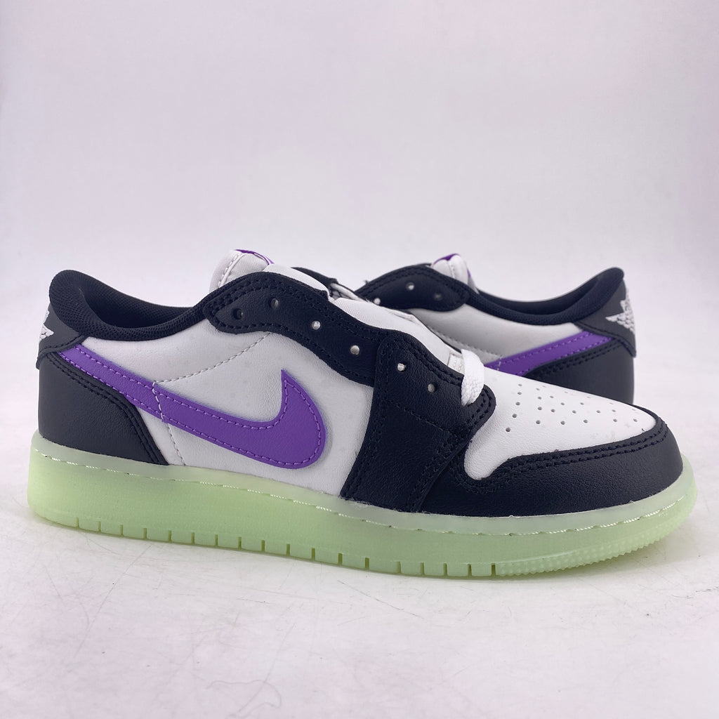Air Jordan (GS) 1 Retro Low "Black Raspberry" 2024 New Size 4.5Y