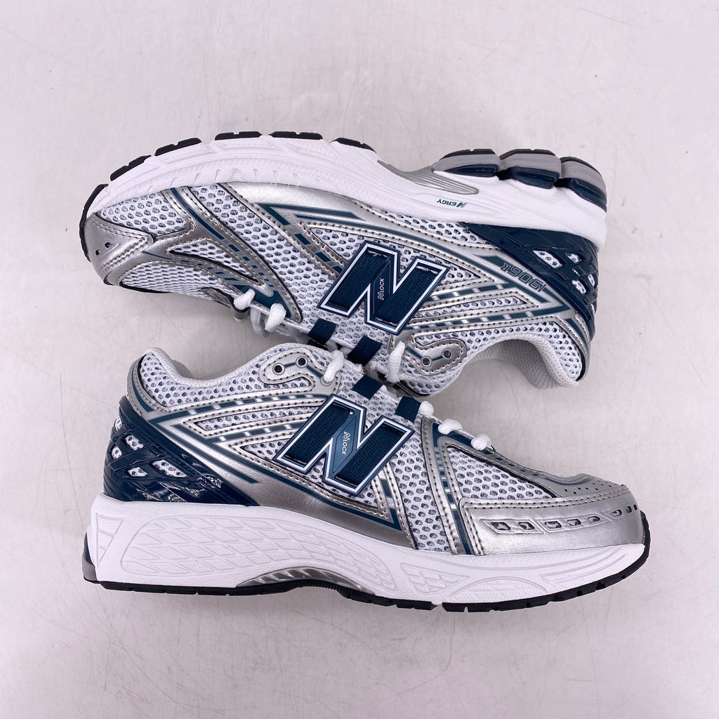 New Balance (GS) 1906R "Silver Green"  New Size 4Y