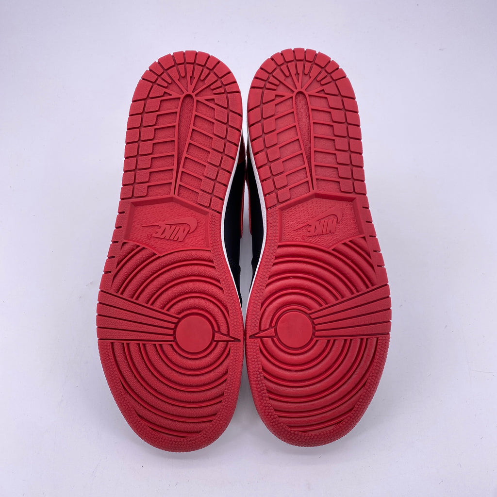 Air Jordan (GS) 1 Retro High "Bred" 2016 Used Size 7Y