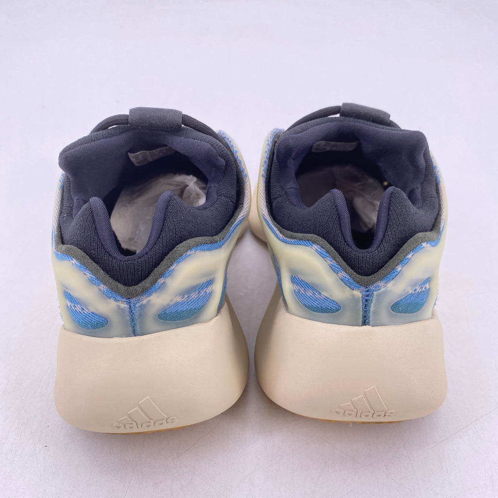 Yeezy 700 v3 "Kyanite" 2021 Used Size 9