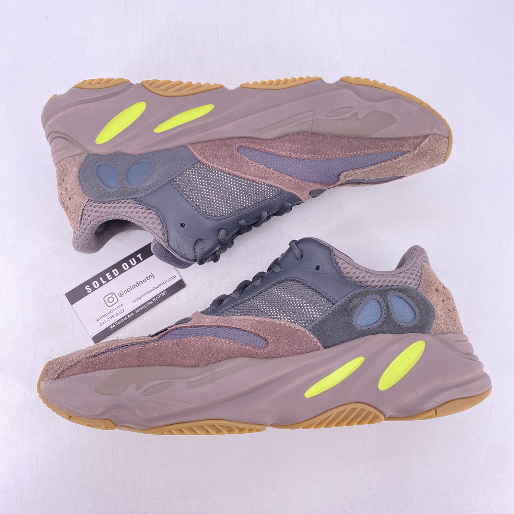 Yeezy 700 "Mauve" 2018 Used Size 12